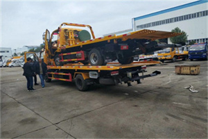 安居同城汽车补胎