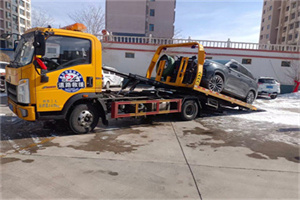 安居救援拖车费用怎么算